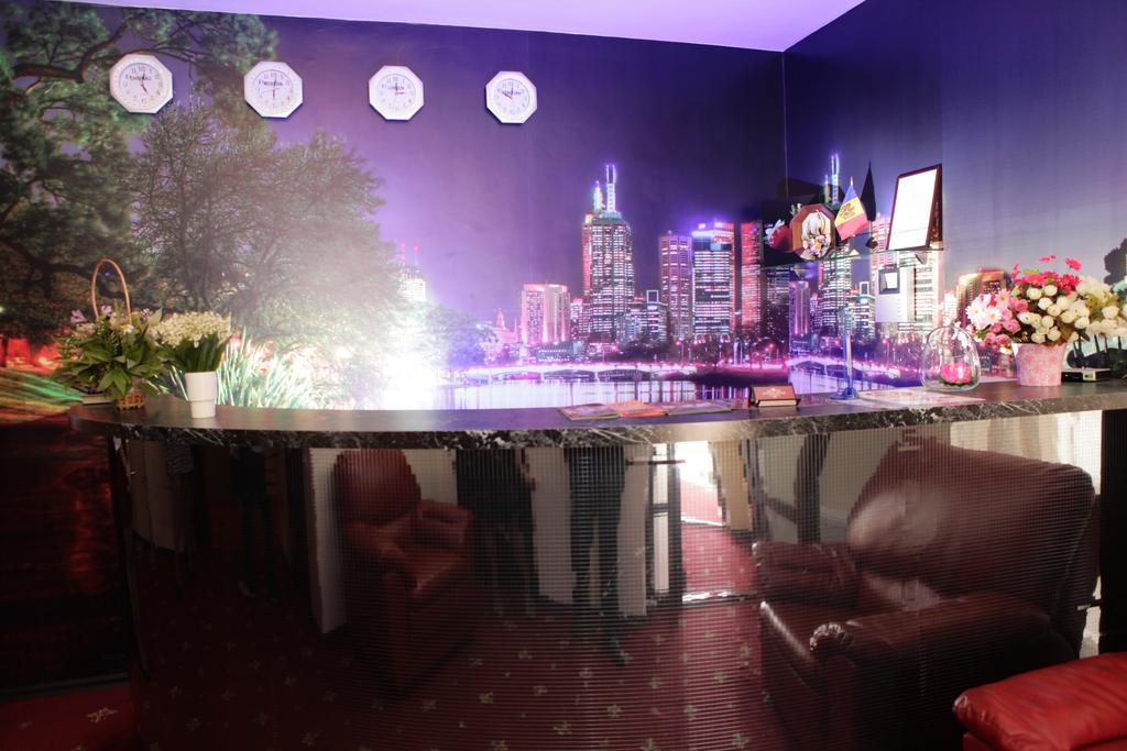 Imperial Hotel Chişinau Restaurang bild
